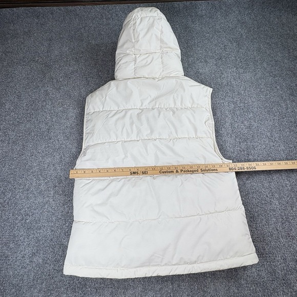 American Eagle Hooded Puffer Vest Women's S White Minimalist Outdoor Preppy NWT - Picture 13 of 15